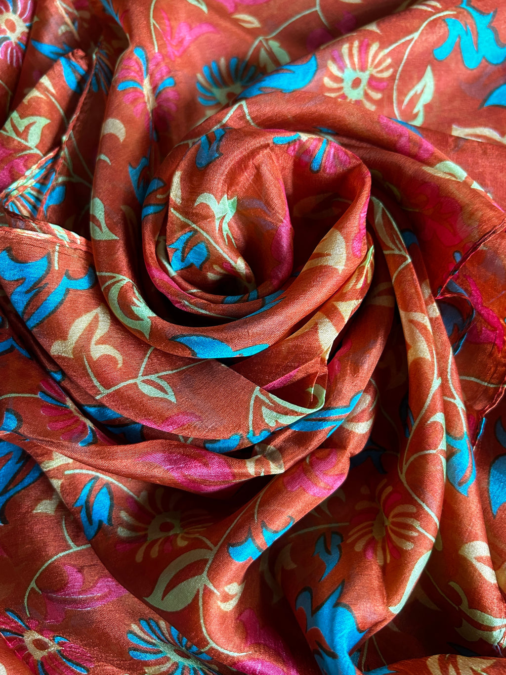 Stella Scarf
