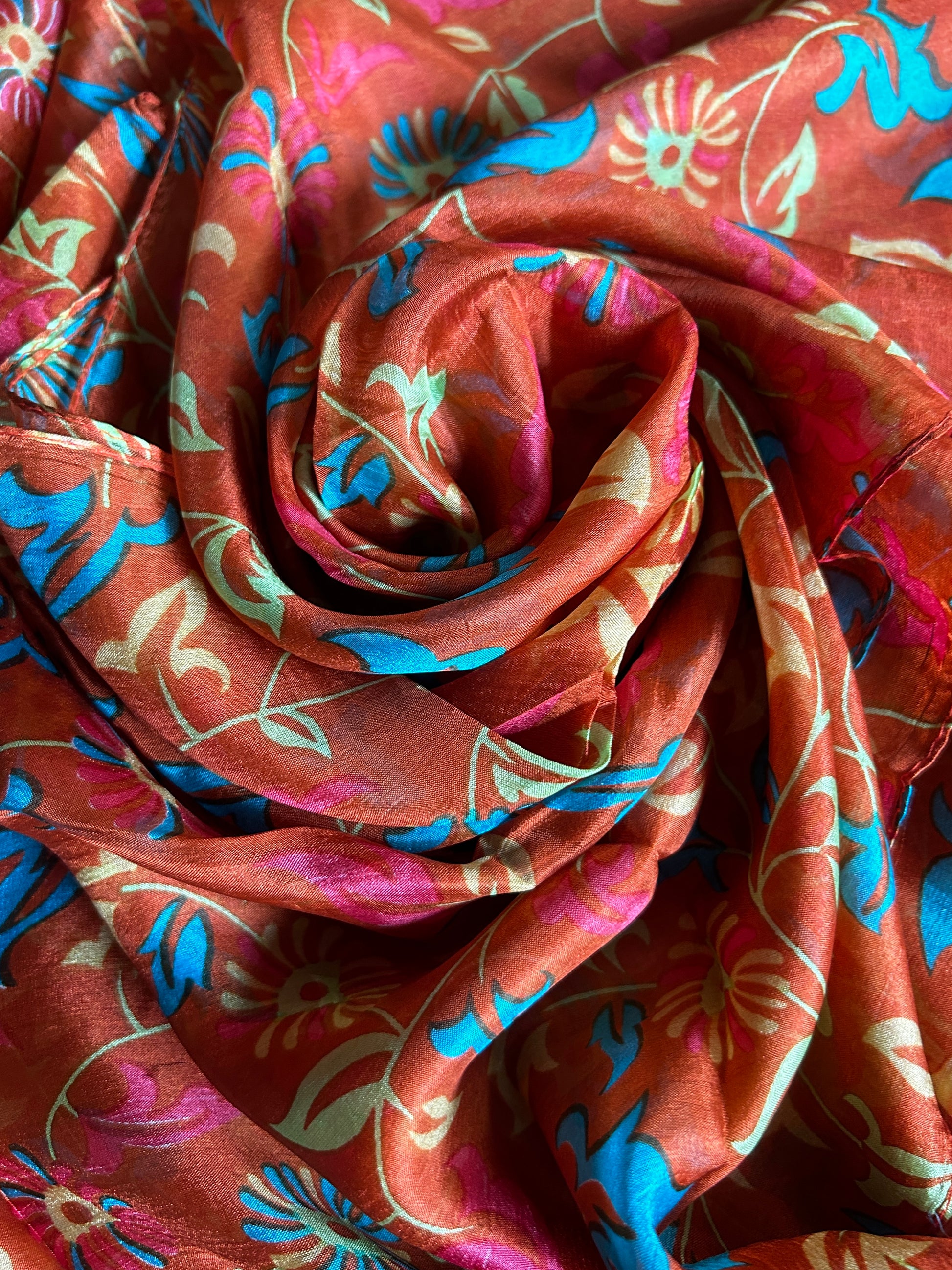 Stella Scarf