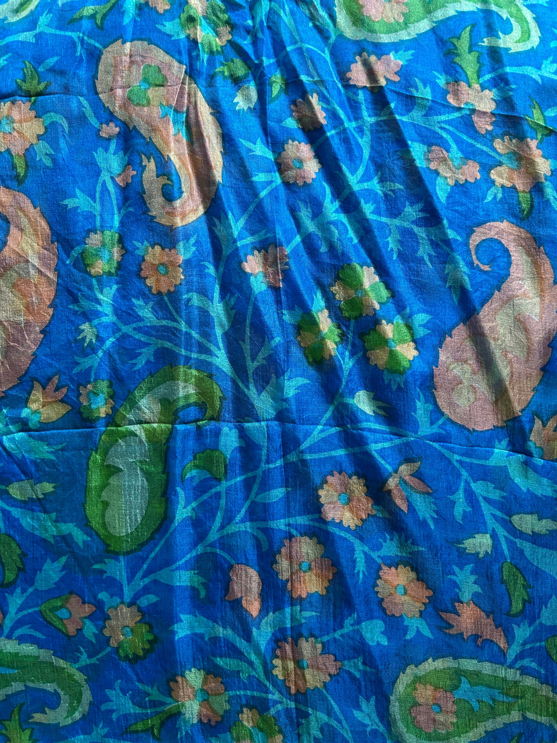 Neel Scarf