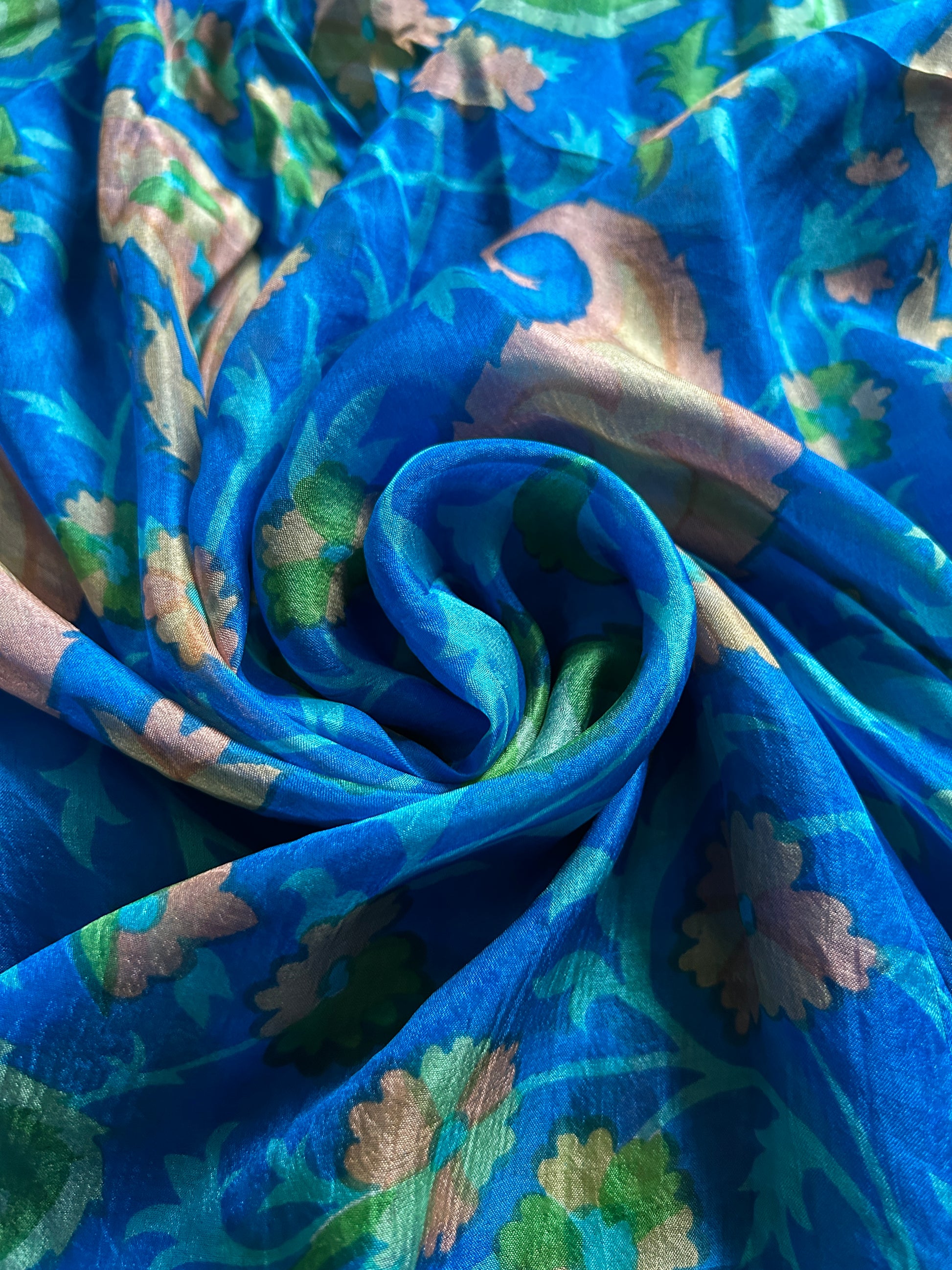 Neel Scarf