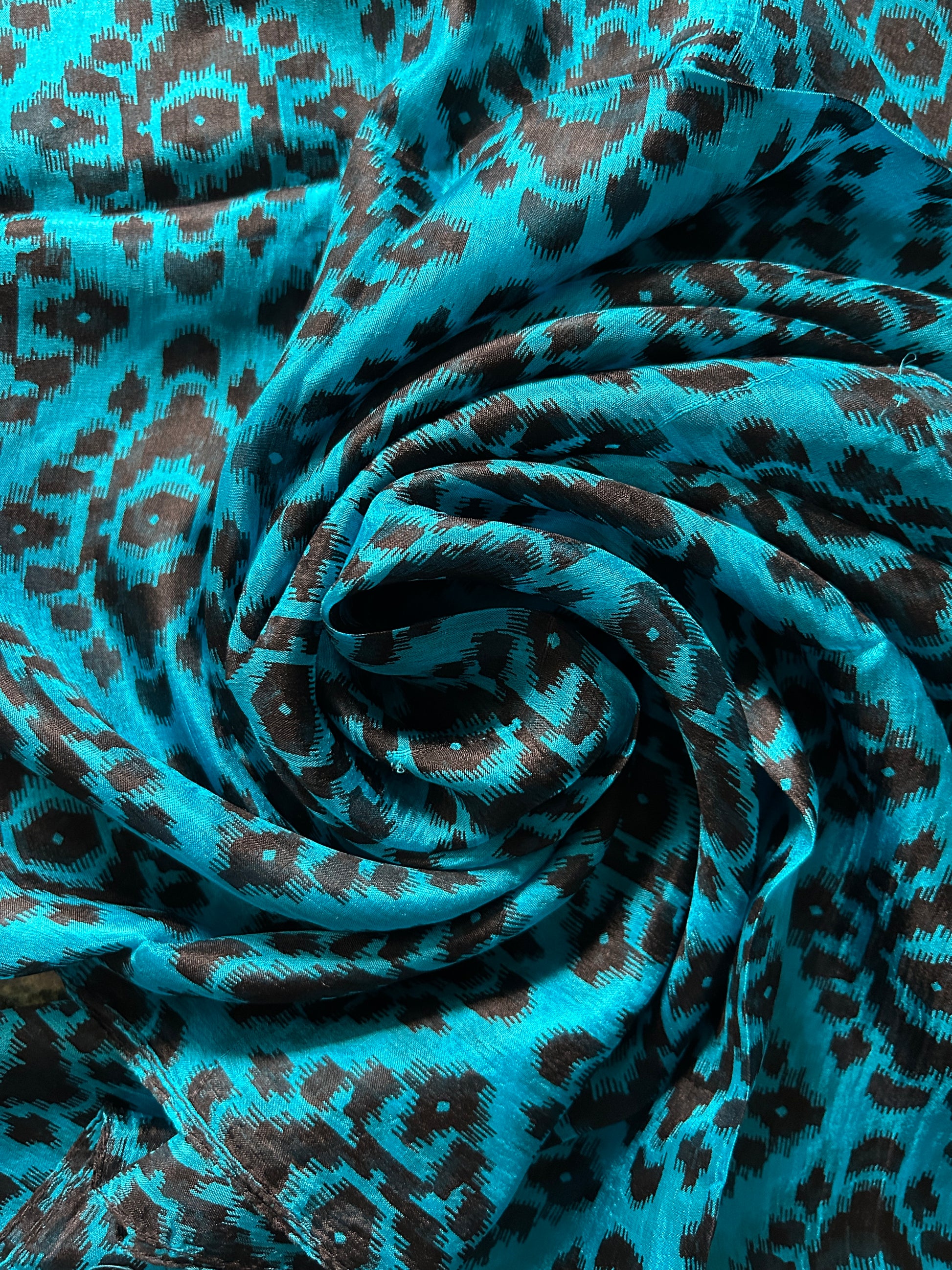Naz Scarf