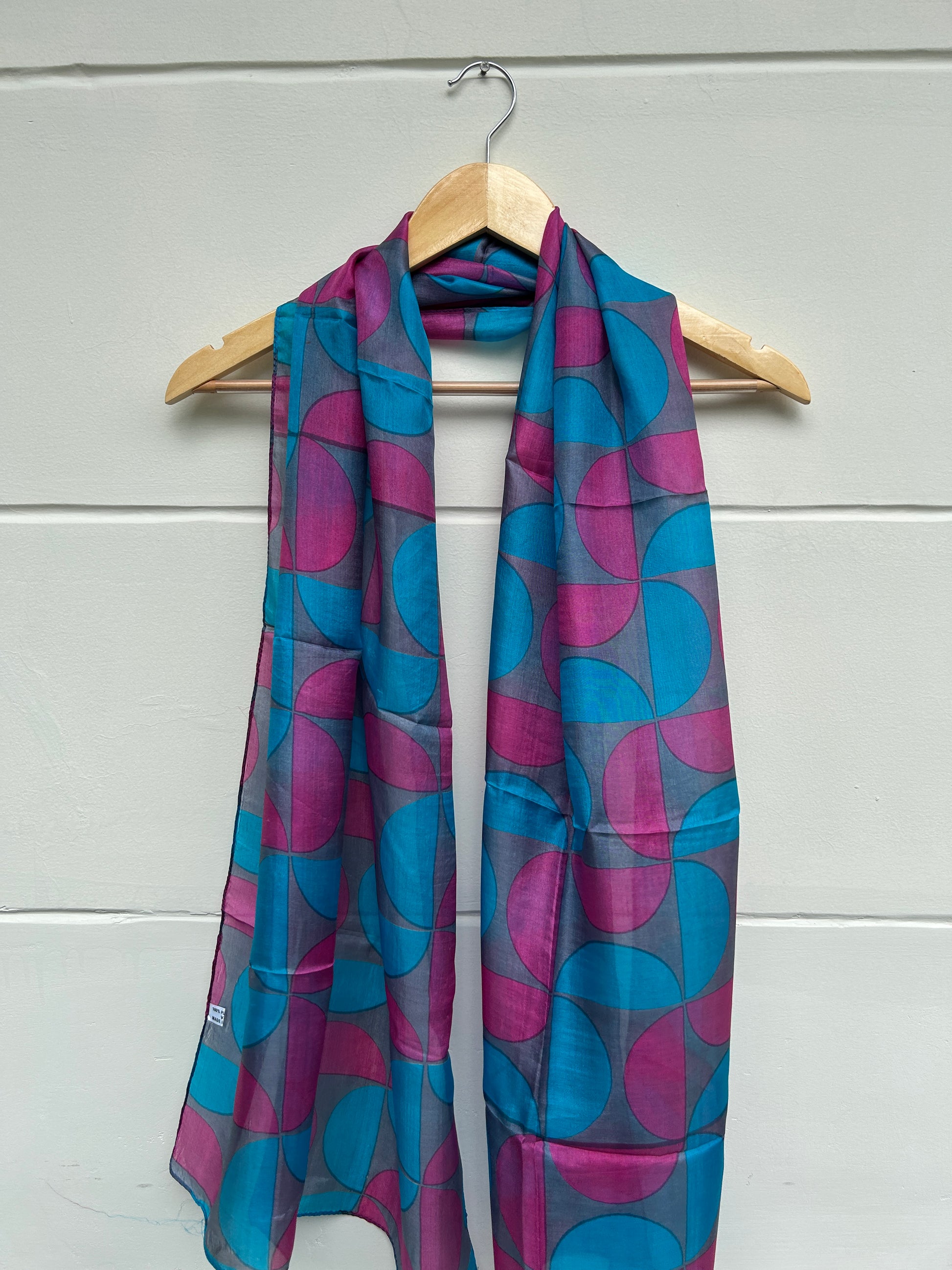 Hera Scarf