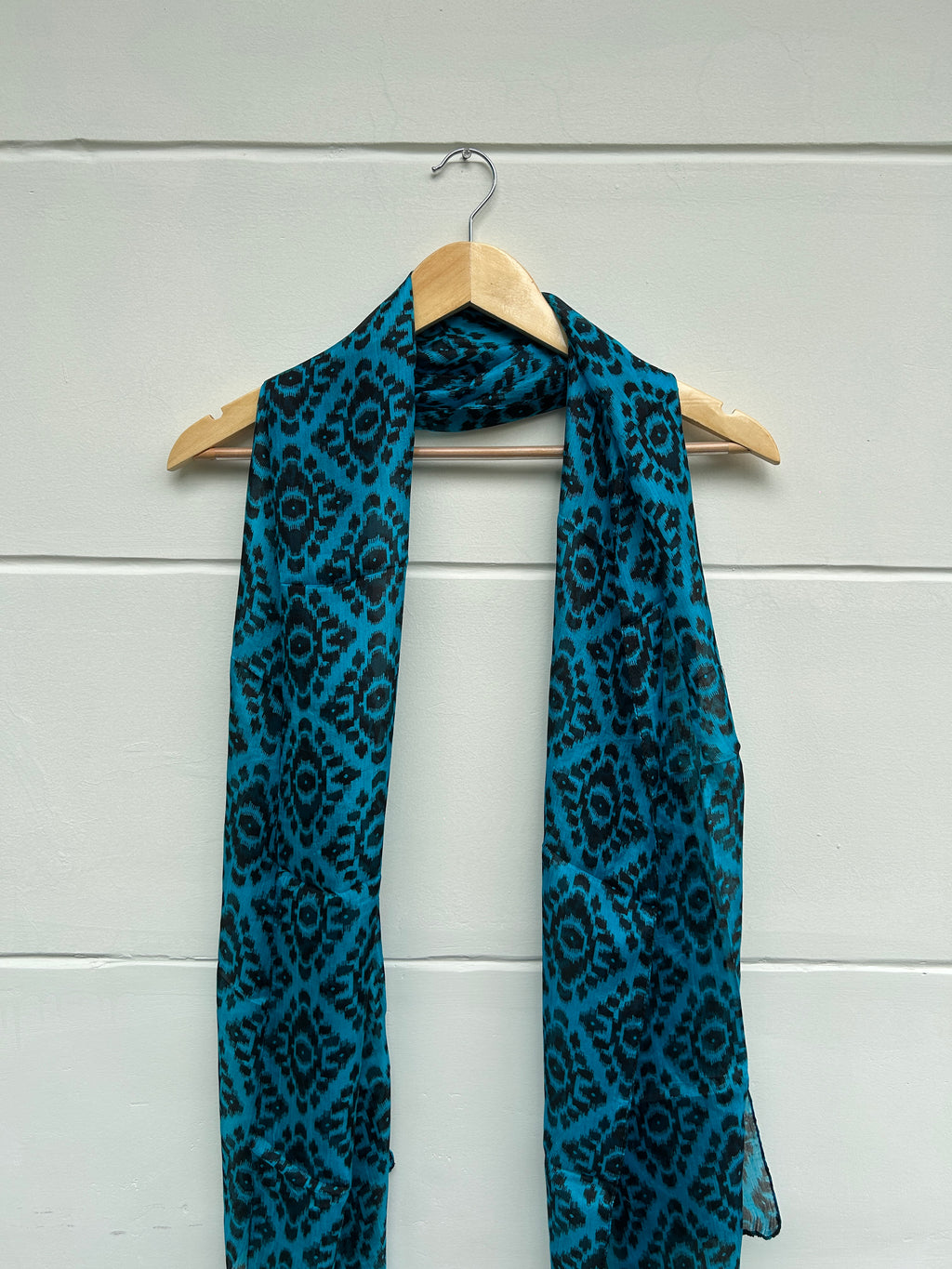 Naz Scarf