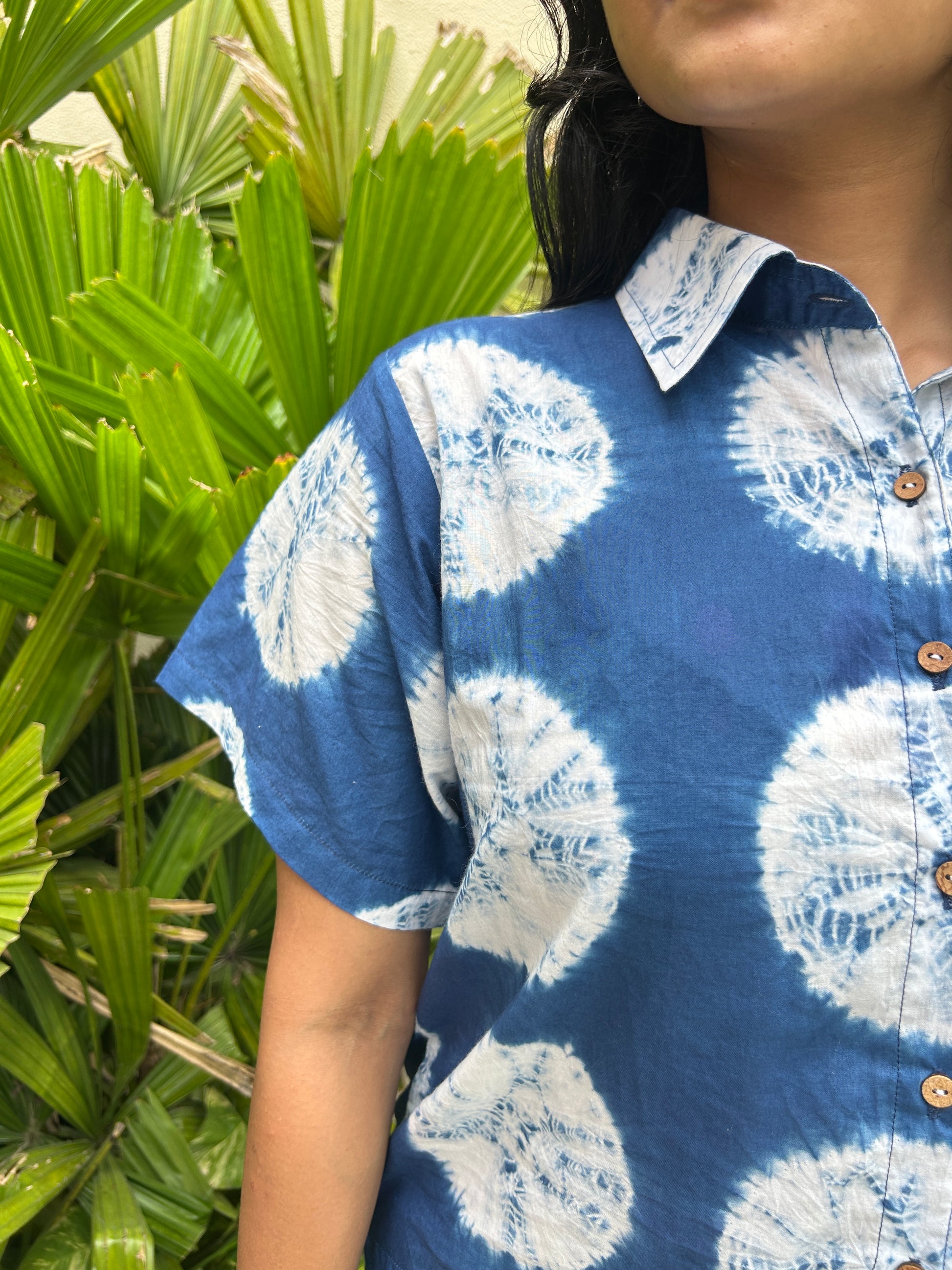 Nila Crop Shirt