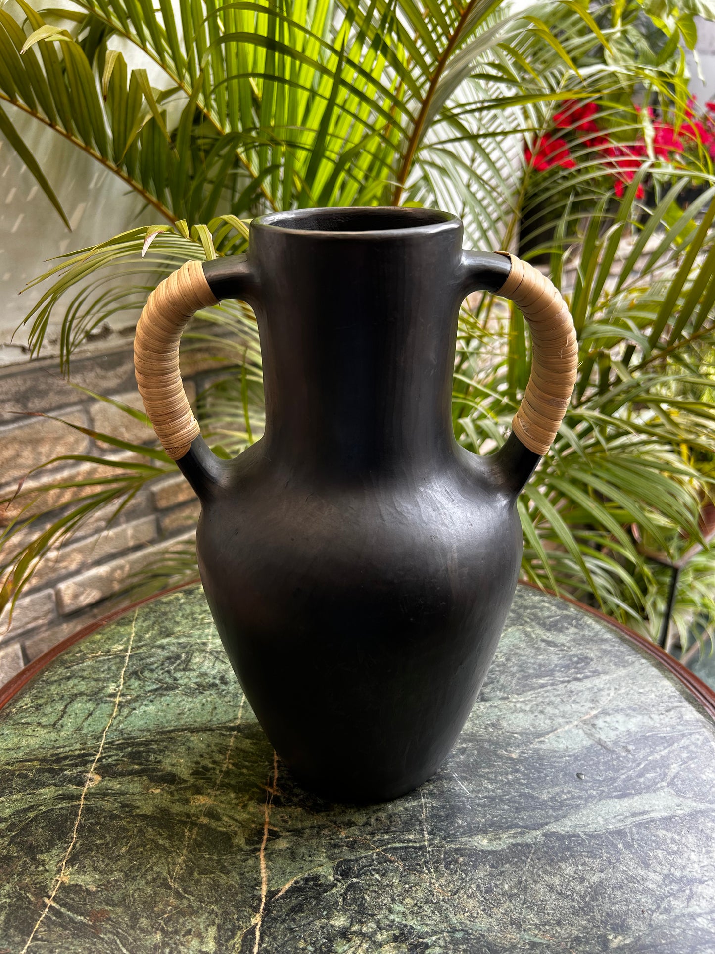 Vase | Longpi Black Pottery