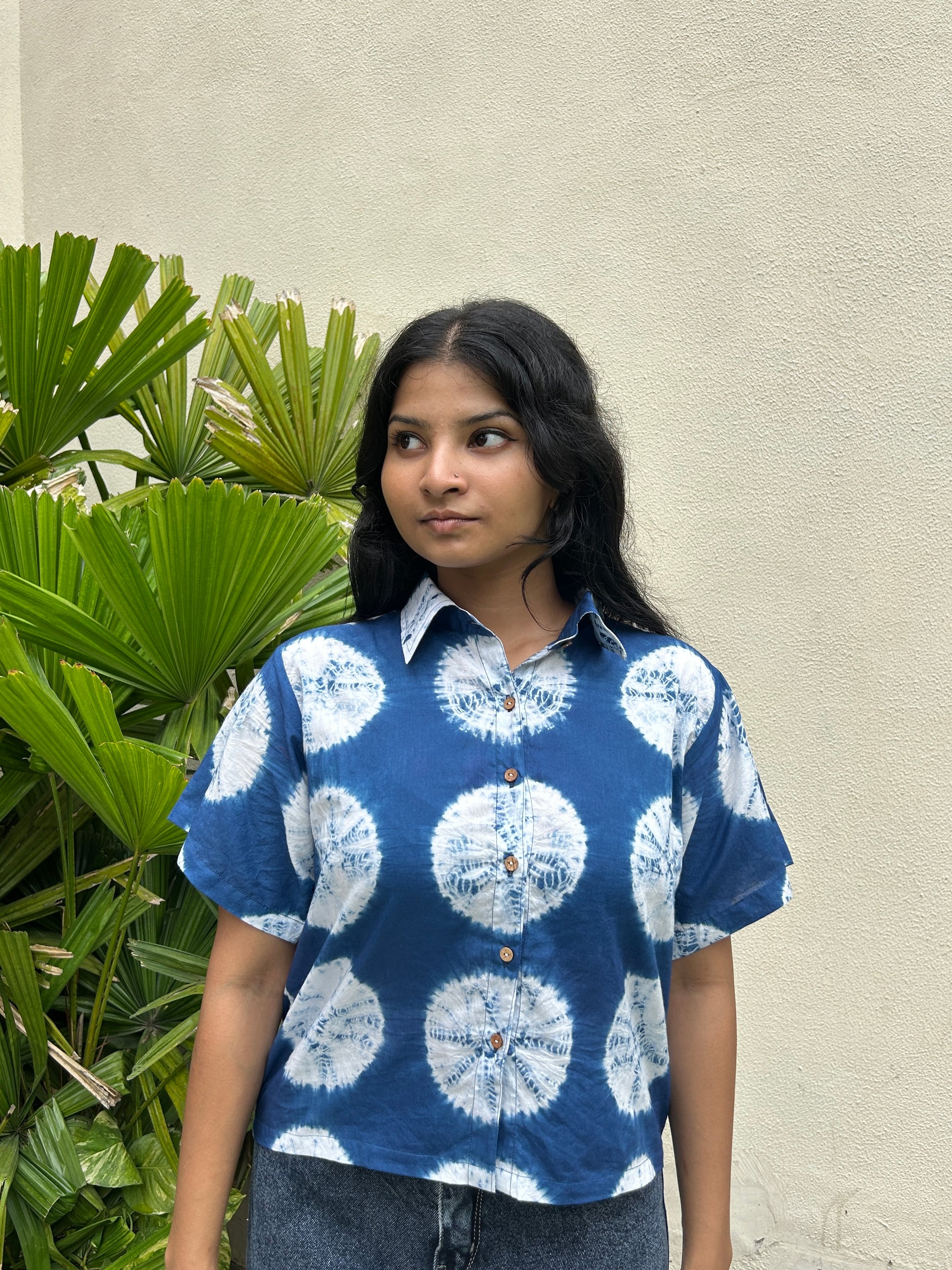 Nila Crop Shirt