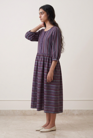 Nexa Lakeer Dress