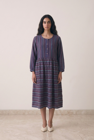 Nexa Lakeer Dress